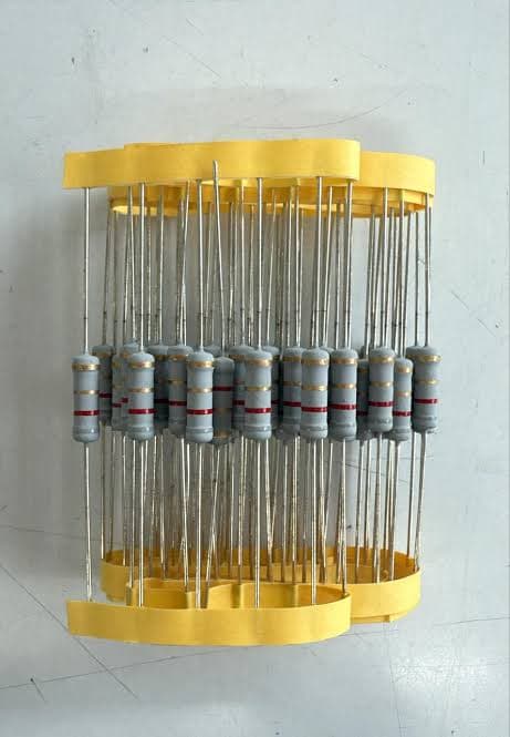 Resistance 8.2E 2W